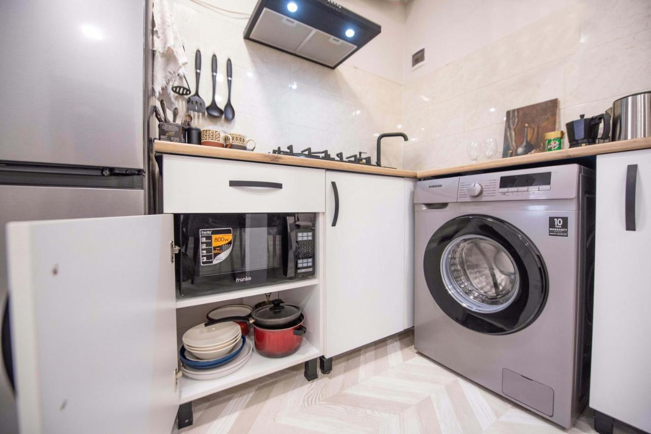 Old Town-Booking Apartment ティビリシ エクステリア 写真